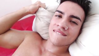 Hot muscled latino on chaturbate with big facial cumshot