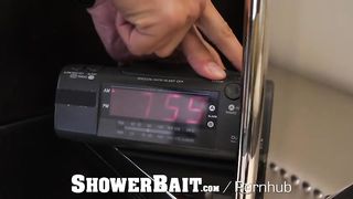 ShowerBait Hunks Fuck in Wet Shower 2