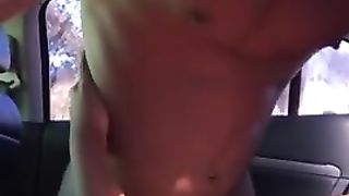 Fucking a hot slut in my car at the trainstation 