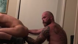 Sexy Tattooed Daddy Fisting Hot Bubblebutt Boyfriend packhunte