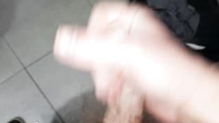 Trying to be quiet as I cum in public gym¡ ⁄⁄ scally chav spurts cum everywhere¡ EvilTwinks
