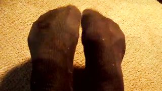 foot fun-bare-socked-and flip flops Hairyartist