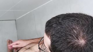 Henry pisses on his foot int he shower - 1 min