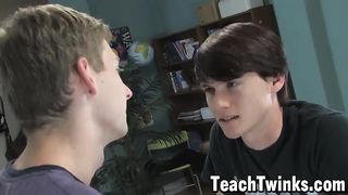 Twinks Robbie Hart and Jeremy Sommers anal fuck in classroom Gay Life Network