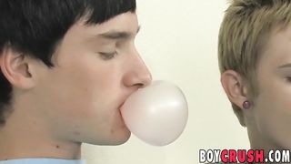 Cock riding teenager chews on bubble gum with boyfriend Boy Crush