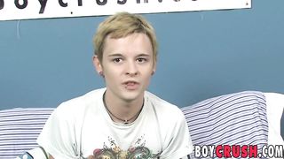 Nice guy answers questions before stripping and jerking off Boy Crush - SeeBussy.com