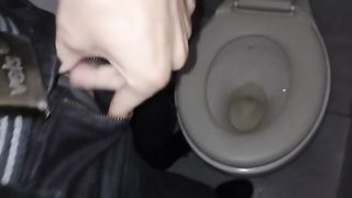 i will always record me peeing for my pornhub fans nathan nz - SeeBussy.com