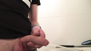 I love to make piss videos smellmydick - SeeBussy.com