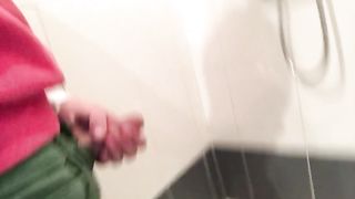 pissing in shower with my smelly dick smellmydick - SeeBussy.com