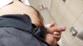 large stream off piss, somewhere in bathroom sink, twink pee nathan nz - SeeBussy.com