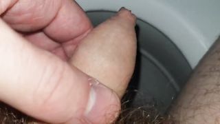 Pissing and playing, cute guy quietly messes with himself EvilTwinks - SeeBussy.com