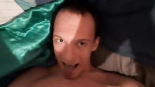 Swallowing and spitting out my cum after I gave my face a facial Peter bony - SeeBussy.com