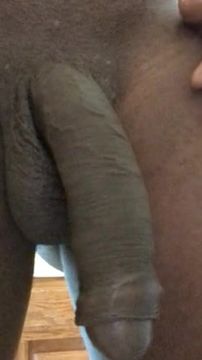Huge flaccid cock pissing in the morning Canny Uncut - Free Gay Porn