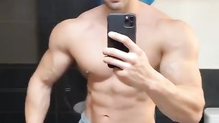 gay porn video - Alessandro Cavagnola (49) - Free Amateur Gay Porn