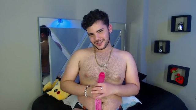 Hairy Bear Playing with a Giant Dildo Bruno 3xg - Free Amateur Gay Porn