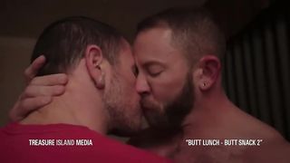 Two Sexy Jocks take Turns Rimming each other - Free Amateur Gay Porn
