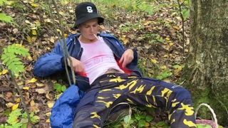 A Guy followed a Cute Guy in the Woods and Caught him Jerking off Falcon Al - BussyHunter.com