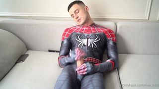 Max Barz Spiderman Big Dick Cum Out - Free Gay Porn - Amateur Gay Porno 3
