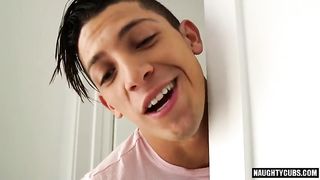Big dick gay anal sex and swap 