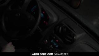 LatinLeche - Taxi driver sucks latin dick, fucked for cash 